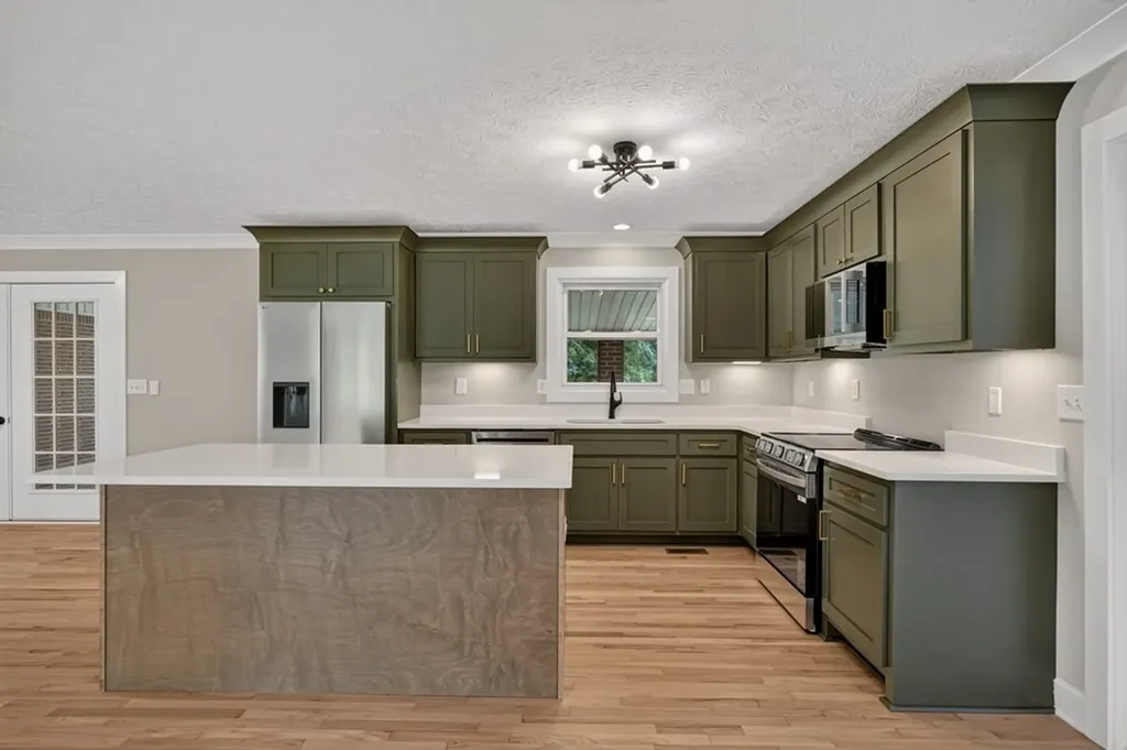 1260 Coconut Ridge Road Smithville TN 37166