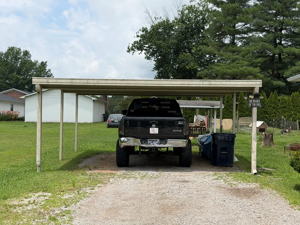 835 Anthony Avenue Smithville TN 37166