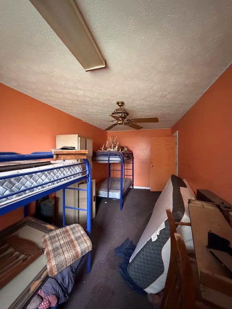 1041 Walt Reed Road Grandview TN 37337