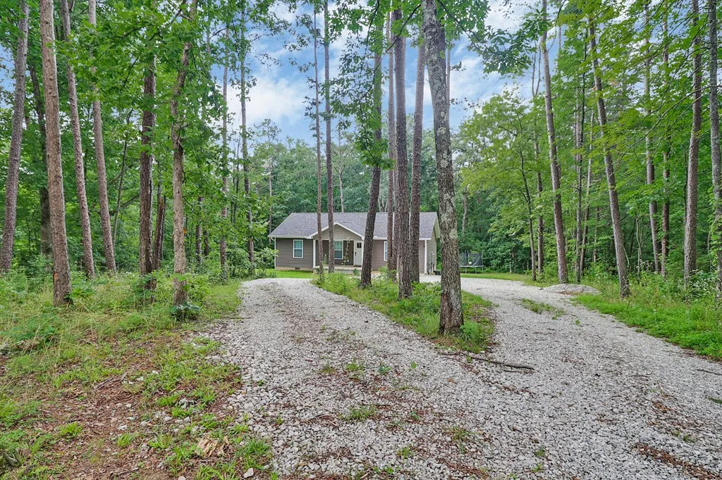 152 Goney Road Grimsley TN 38565