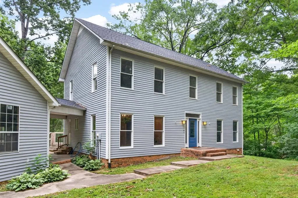 1945 Forest Circle Cookeville TN 38506