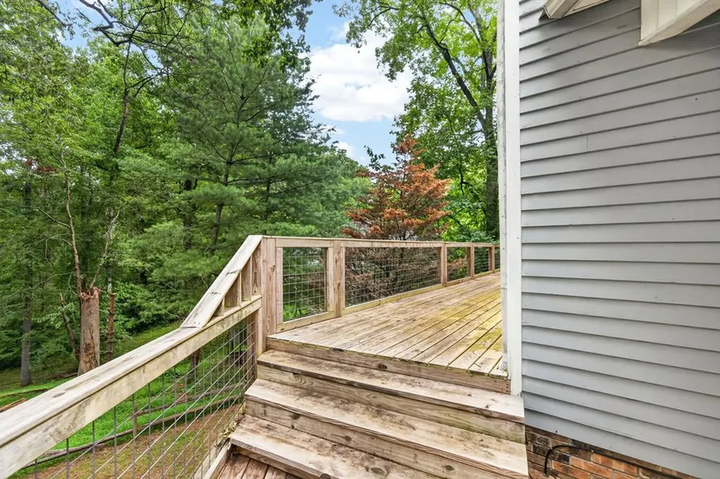 1945 Forest Circle Cookeville TN 38506