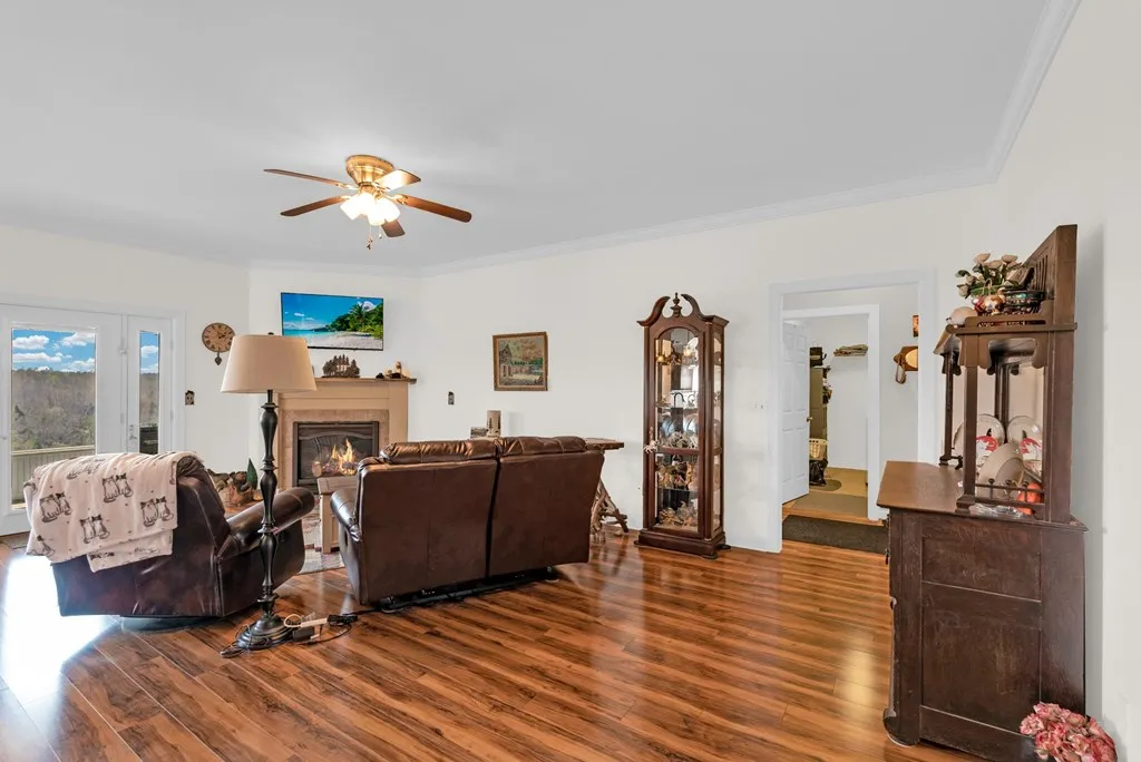 203 Big Leaf Road Jamestown TN 38556