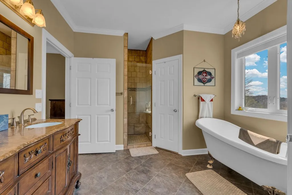 203 Big Leaf Road Jamestown TN 38556