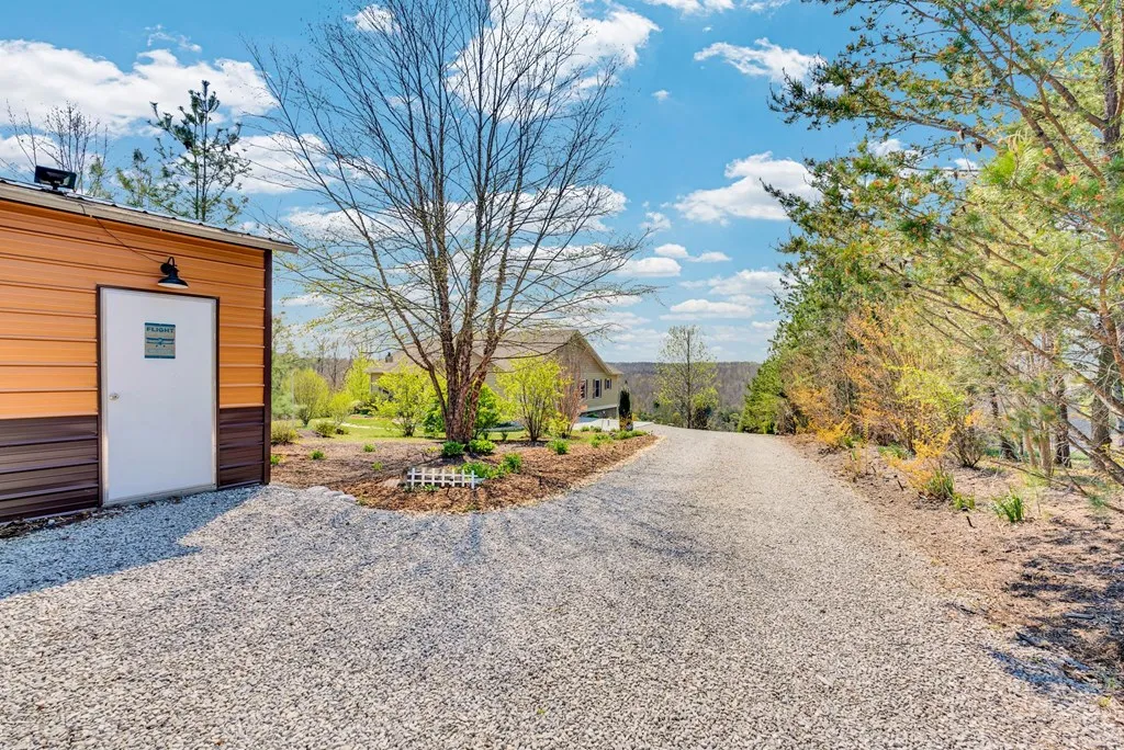 203 Big Leaf Road Jamestown TN 38556