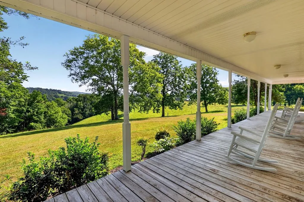 5713 Smith Fork Road Liberty TN 37095
