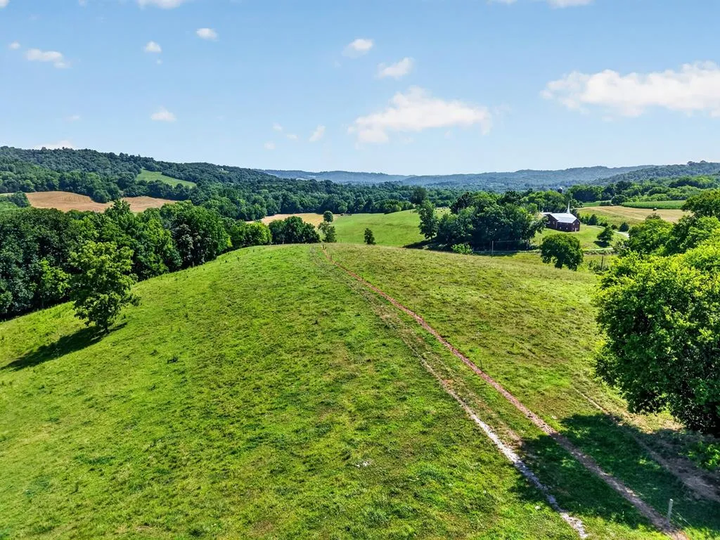 5713 Smith Fork Road Liberty TN 37095