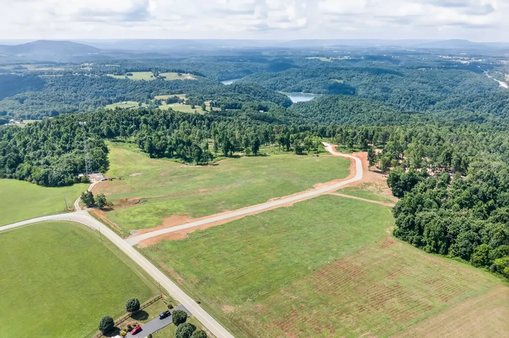 Lot 2 Sandstone Run Byrdstown TN 38549