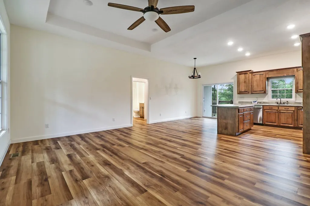 528 St Anthony Drive Jamestown TN 38556