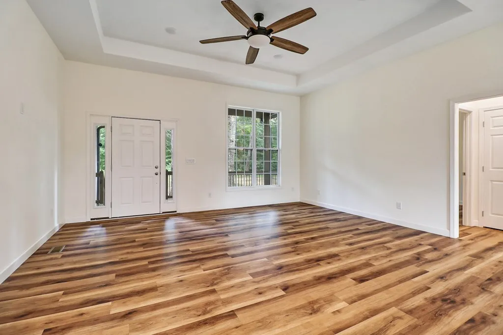 528 St Anthony Drive Jamestown TN 38556