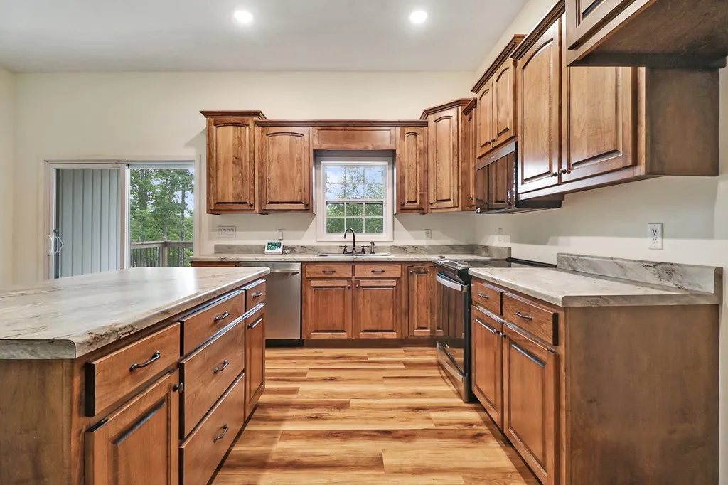 528 St Anthony Drive Jamestown TN 38556