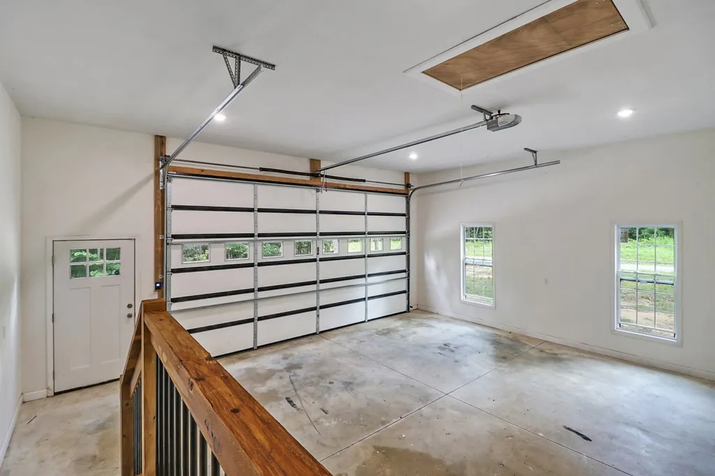 528 St Anthony Drive Jamestown TN 38556