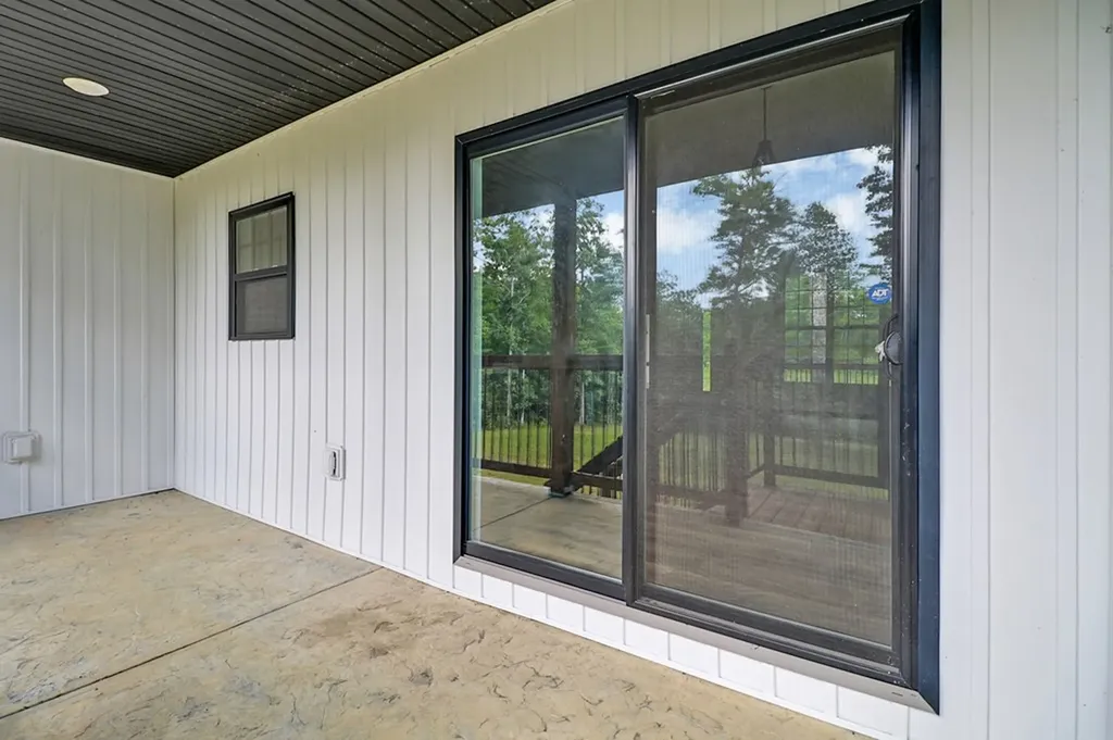 528 St Anthony Drive Jamestown TN 38556