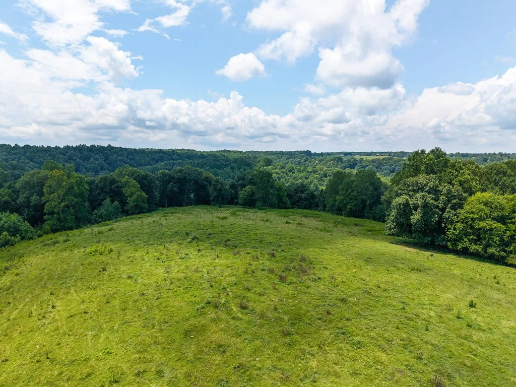 98AC Blackburn Fork Road Cookeville TN 38501