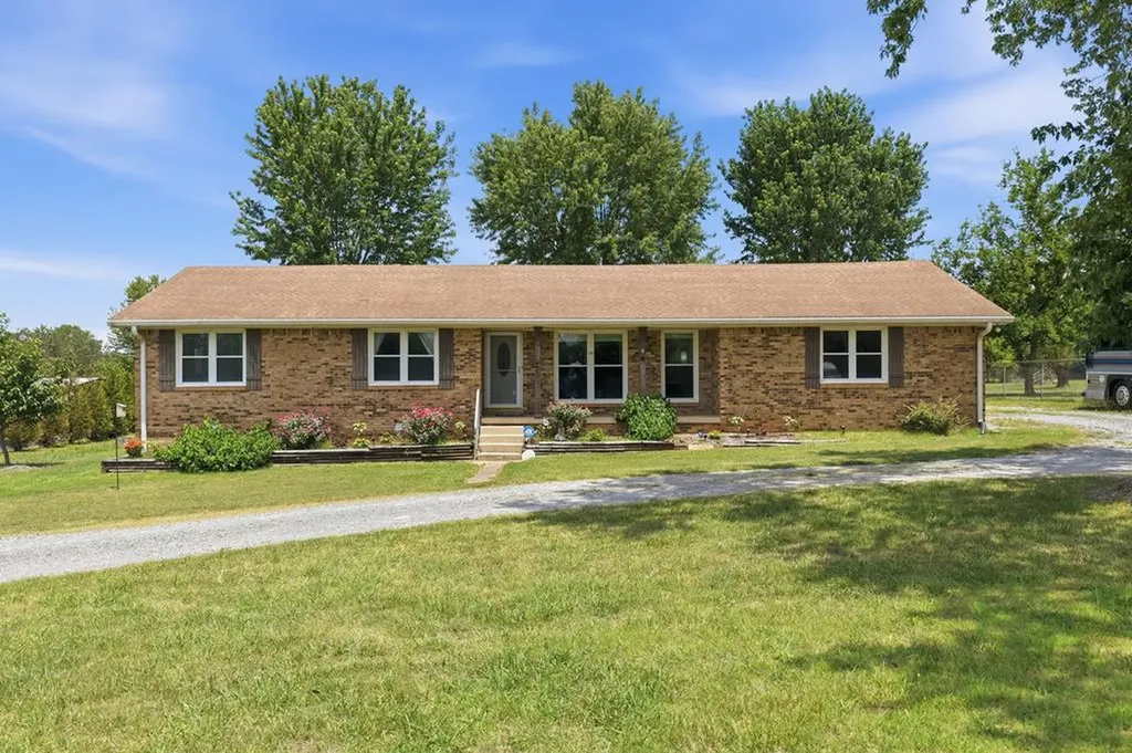 1024 Rome Pike Lebanon TN 37087