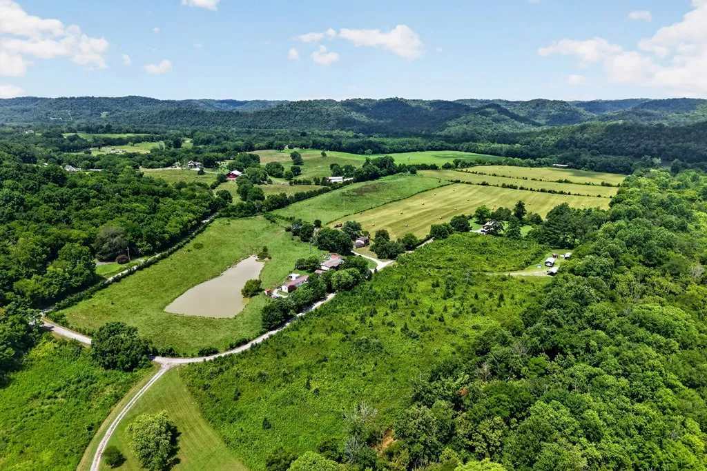 187 Edwin Smith Lane Gainesboro TN 38562