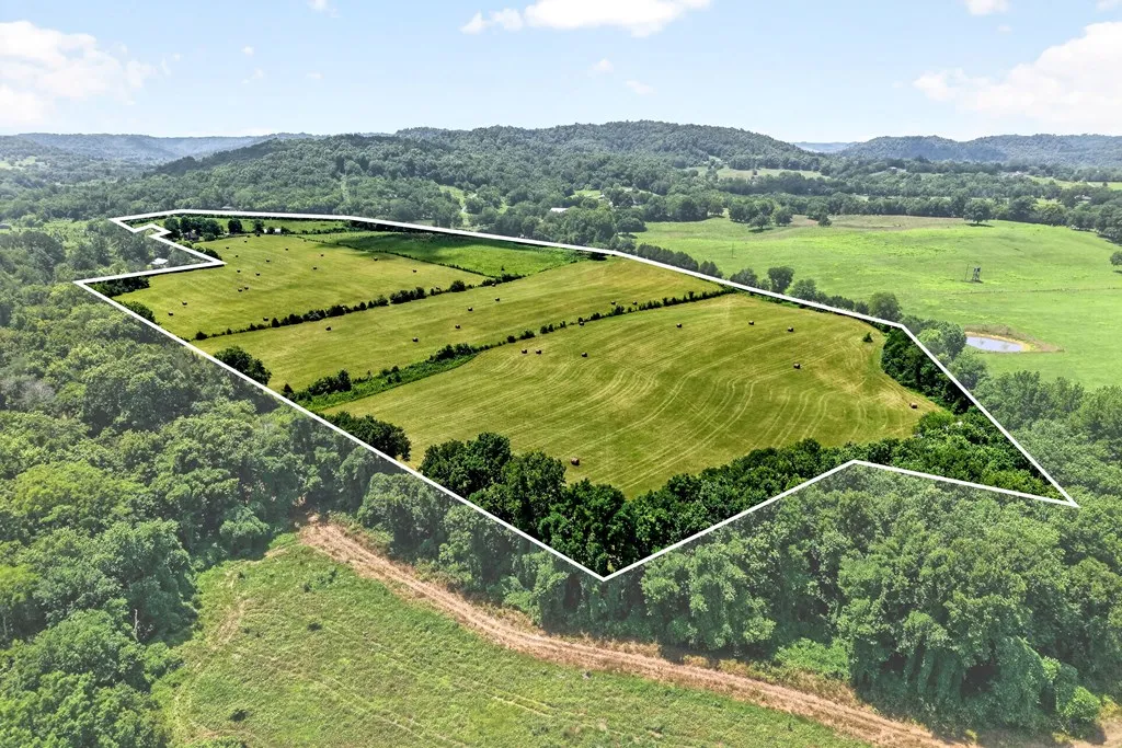 187 Edwin Smith Lane Gainesboro TN 38562