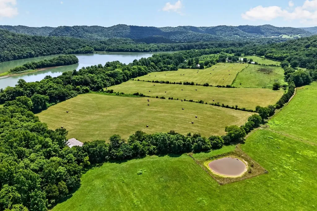187 Edwin Smith Lane Gainesboro TN 38562