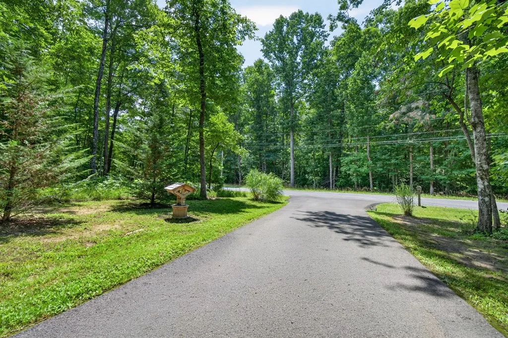 69 Winding Way Monterey TN 38574