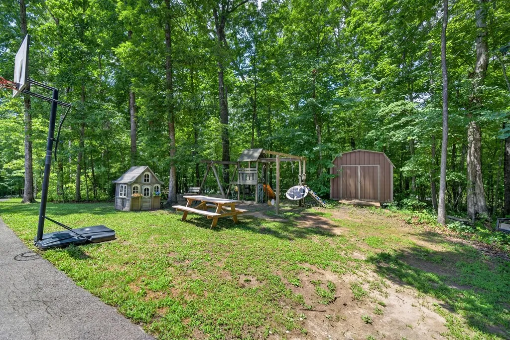 69 Winding Way Monterey TN 38574