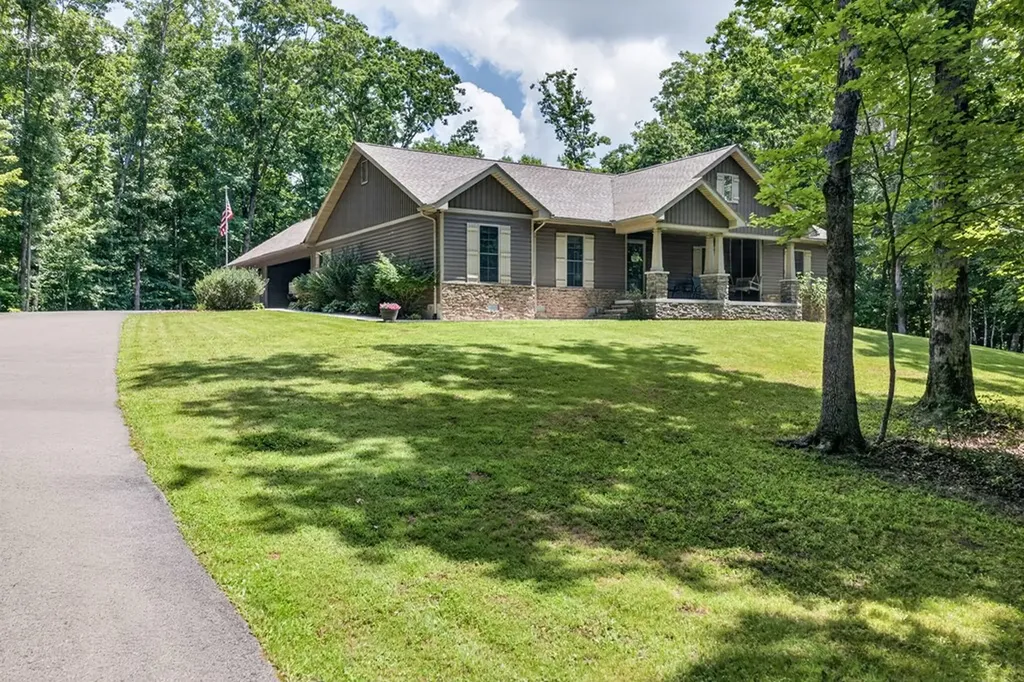 69 Winding Way Monterey TN 38574