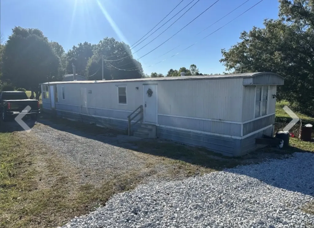 588 Cecil Hale Road Smithville TN 37166