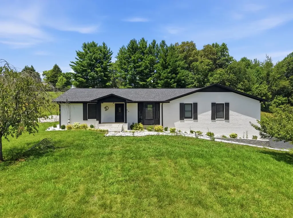 237 S Fork Road Sparta TN 38583