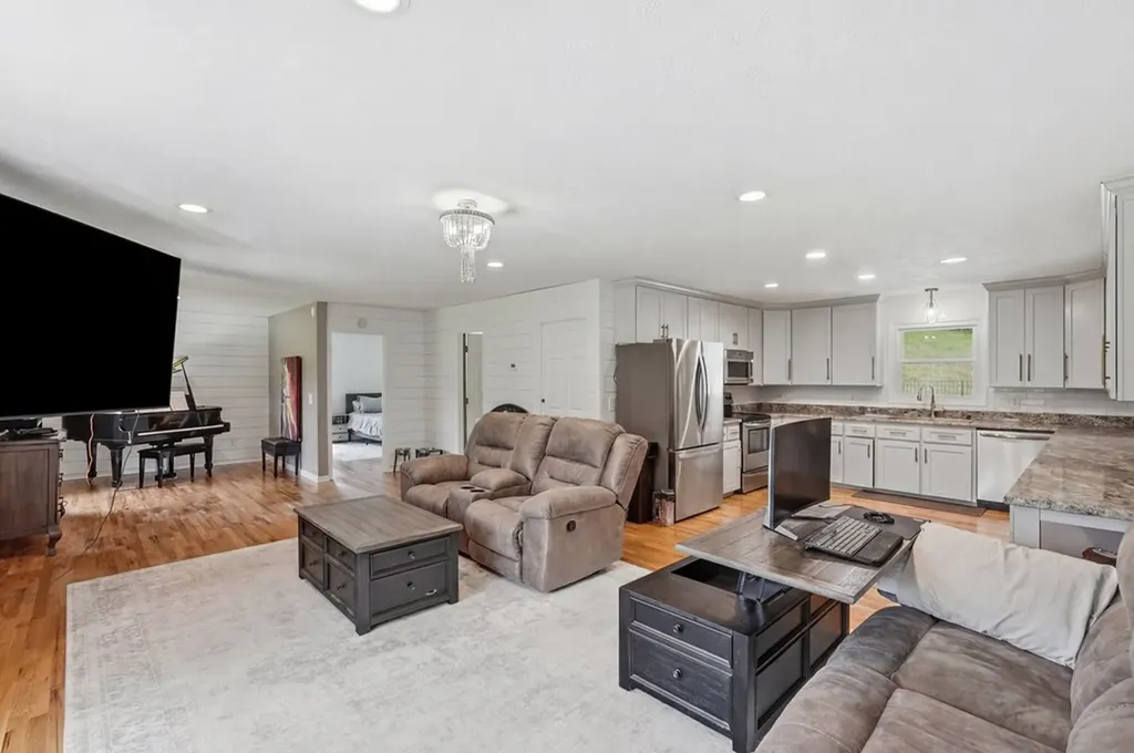 237 S Fork Road Sparta TN 38583