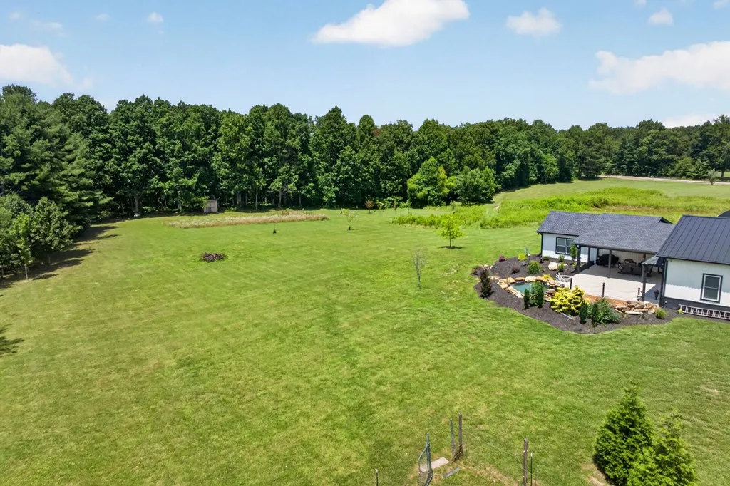 3358 Plateau Road Crossville TN 38571