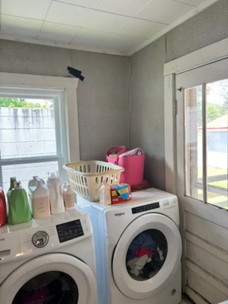 202 West 4 Street Livingston TN 38570