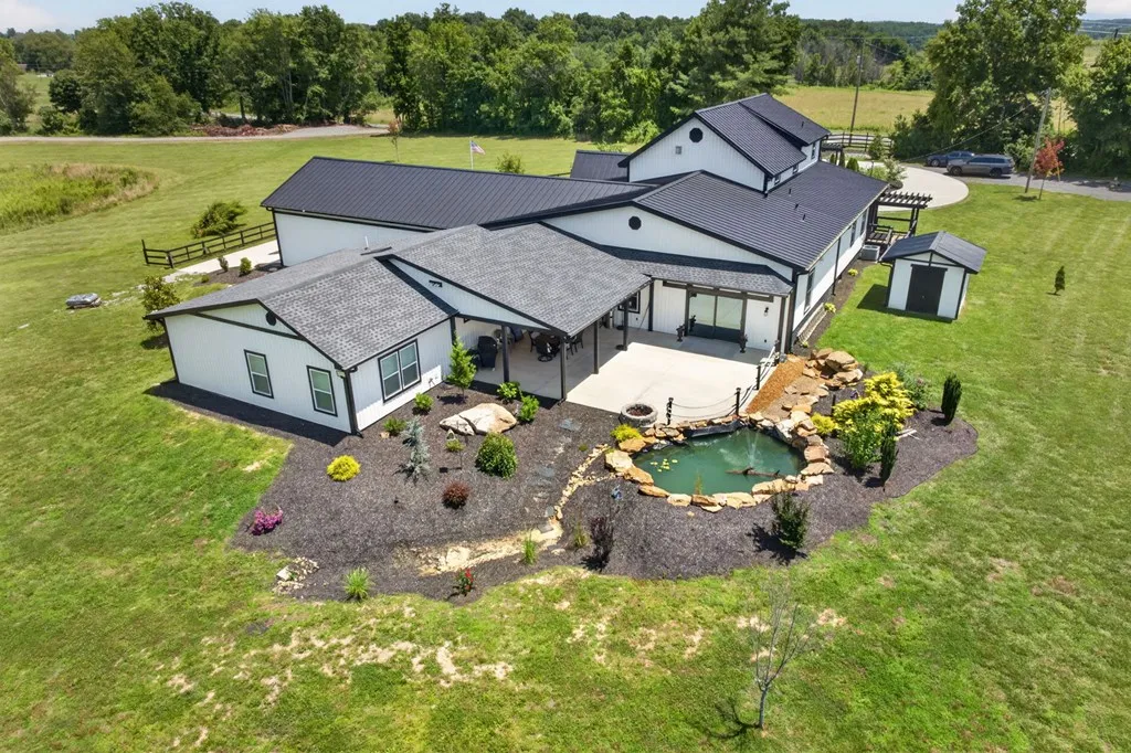 3358 Plateau Road Crossville TN 38571