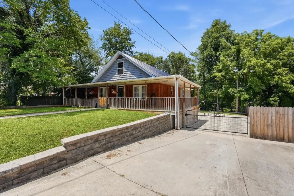 514 E 1st Street Cookeville TN 38501