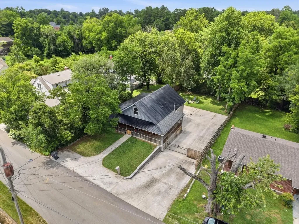 514 E 1st Street Cookeville TN 38501