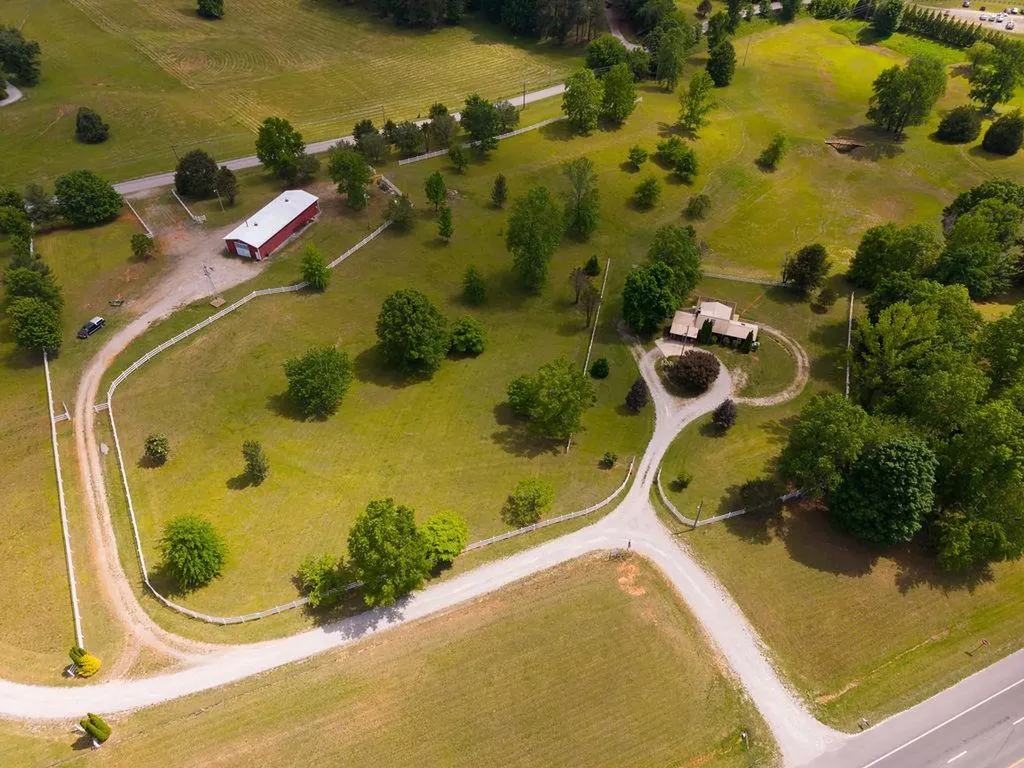 5330 Sparta Highway Rock Island TN 38581