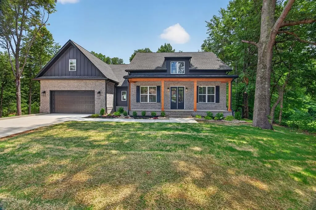 4967 Curtis Drive Cookeville TN 38506