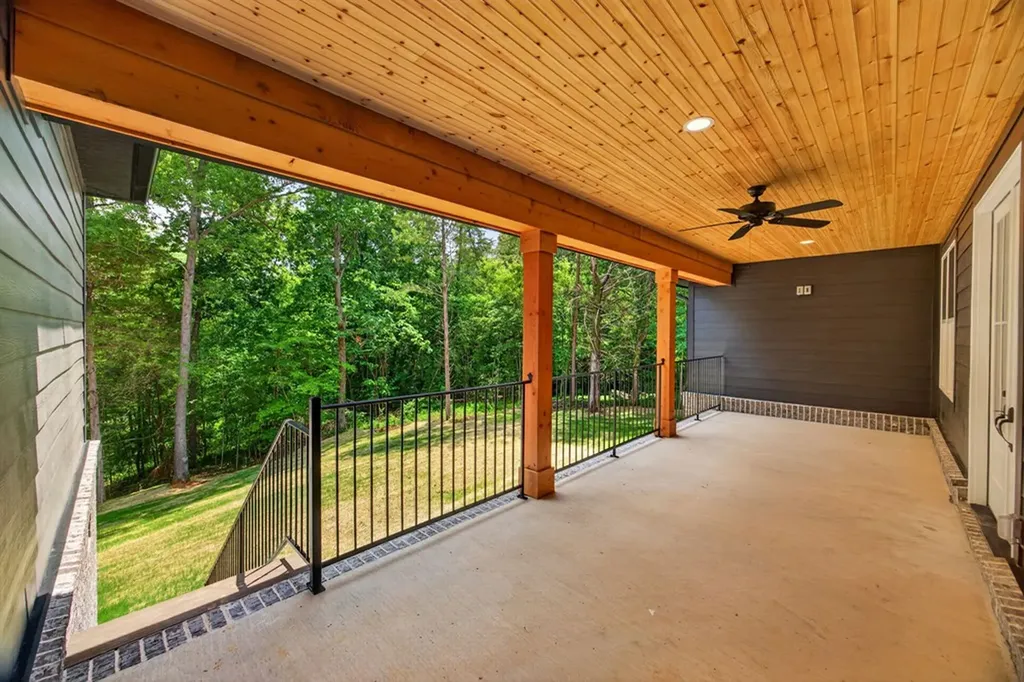 4967 Curtis Drive Cookeville TN 38506