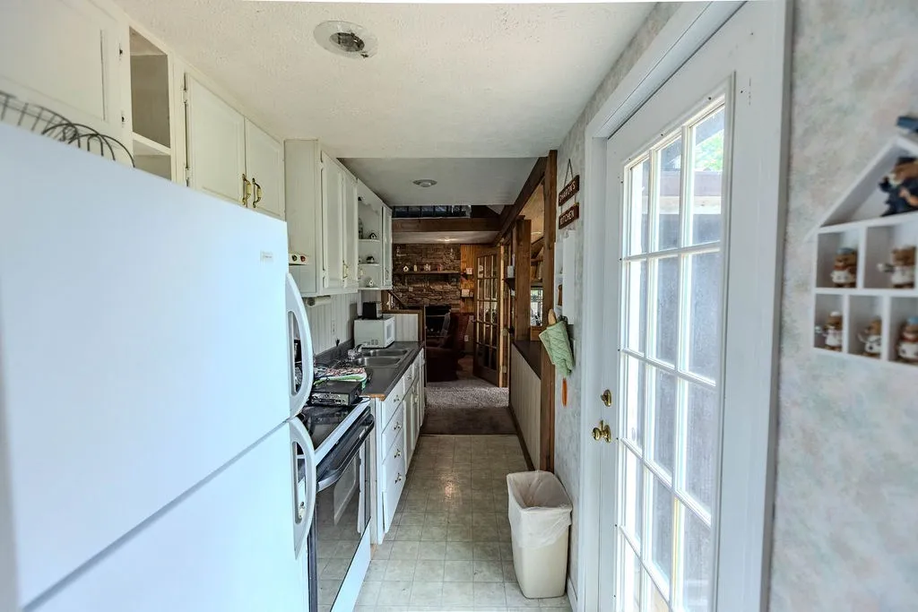 5330 Sparta Highway Rock Island TN 38581