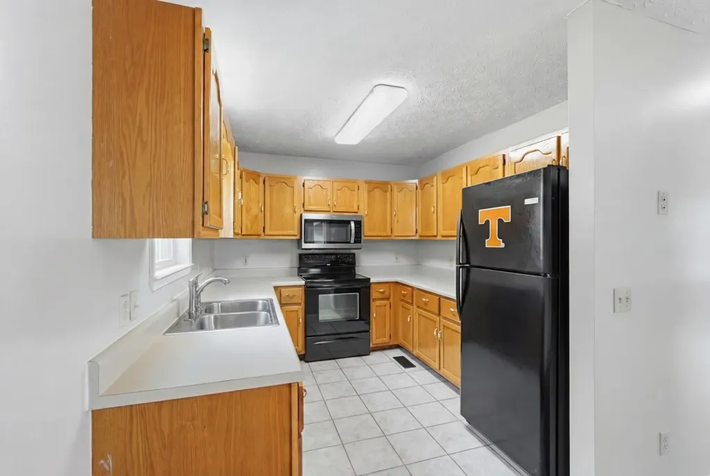 114 Walnut Trace Sparta TN 38583