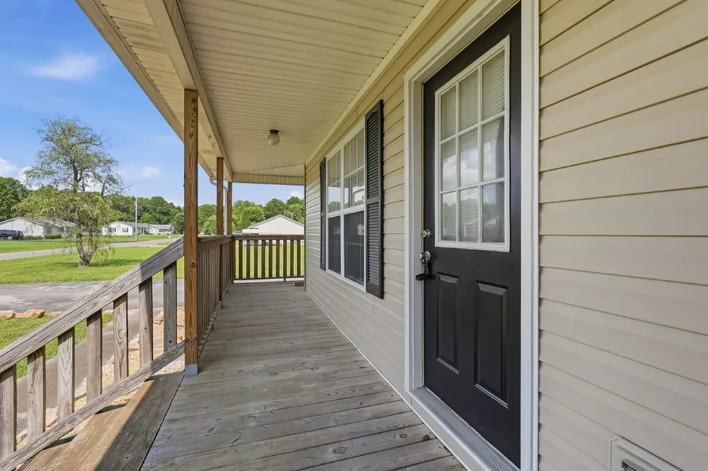 114 Walnut Trace Sparta TN 38583