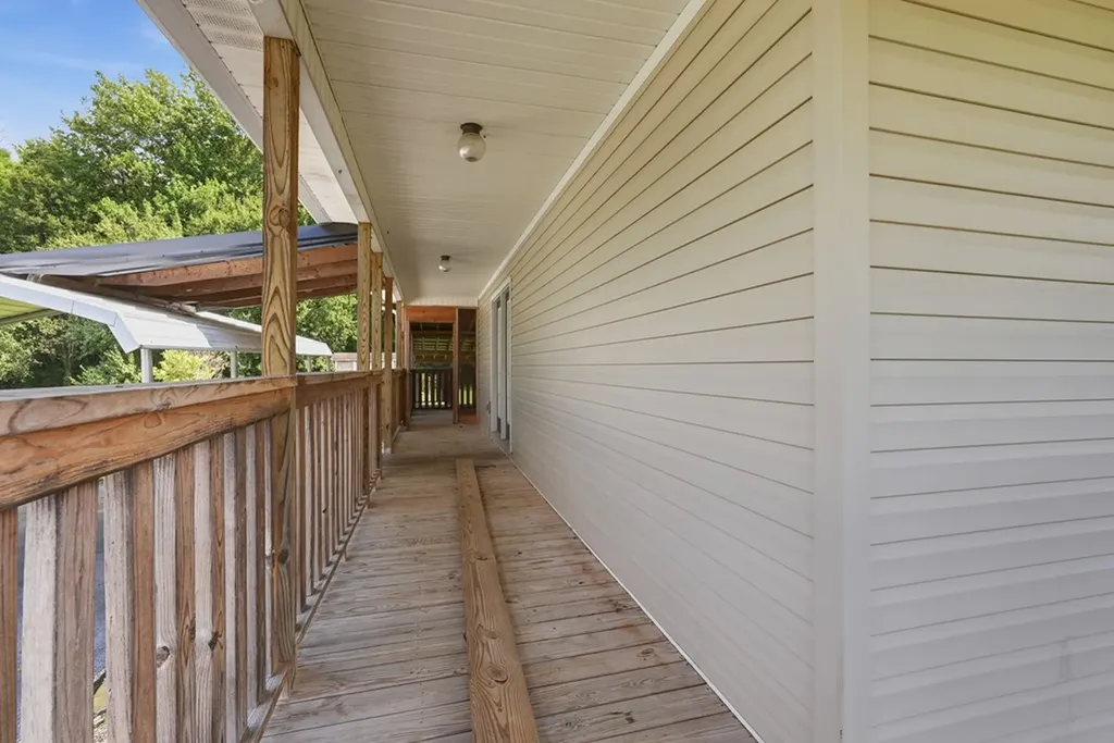 114 Walnut Trace Sparta TN 38583