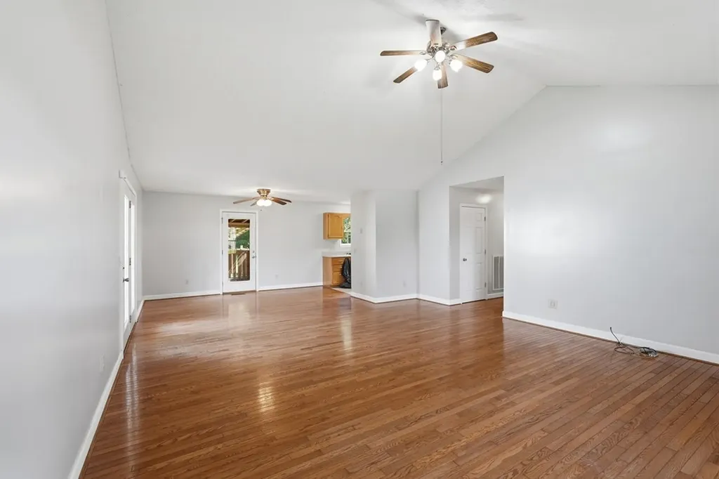 114 Walnut Trace Sparta TN 38583