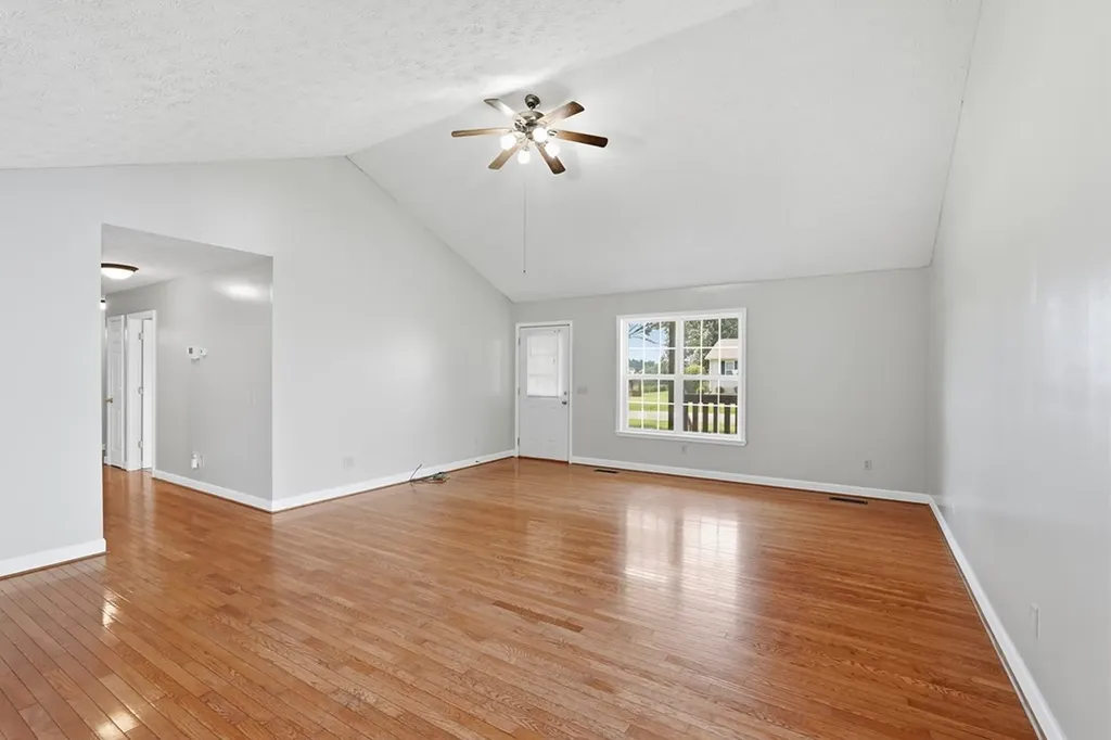 114 Walnut Trace Sparta TN 38583