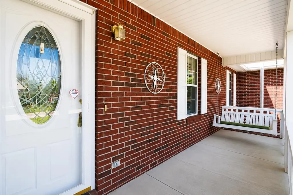 372 Brookside Drive Algood TN 38506
