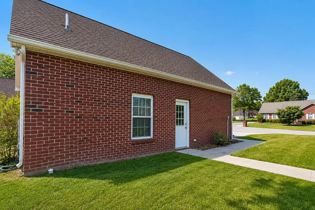 372 Brookside Drive Algood TN 38506