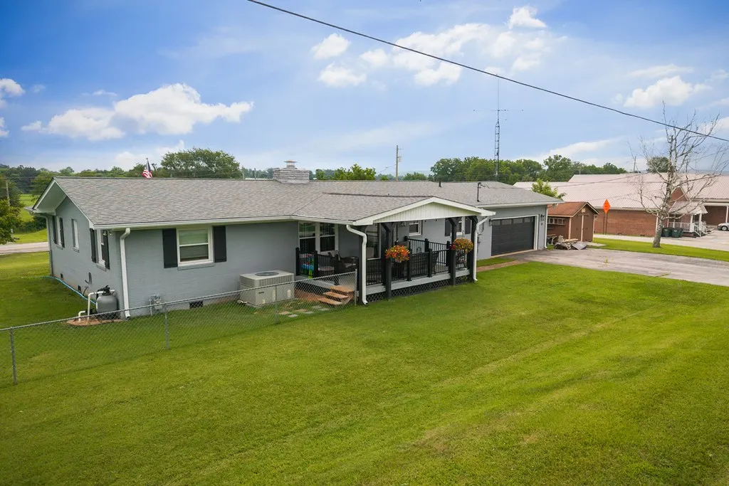 513 N Spring Street Sparta TN 38583