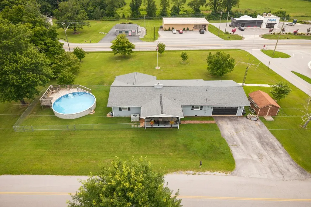 513 N Spring Street Sparta TN 38583
