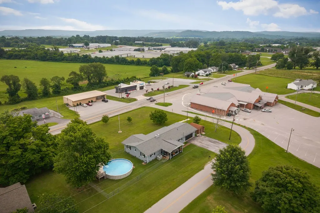 513 N Spring Street Sparta TN 38583