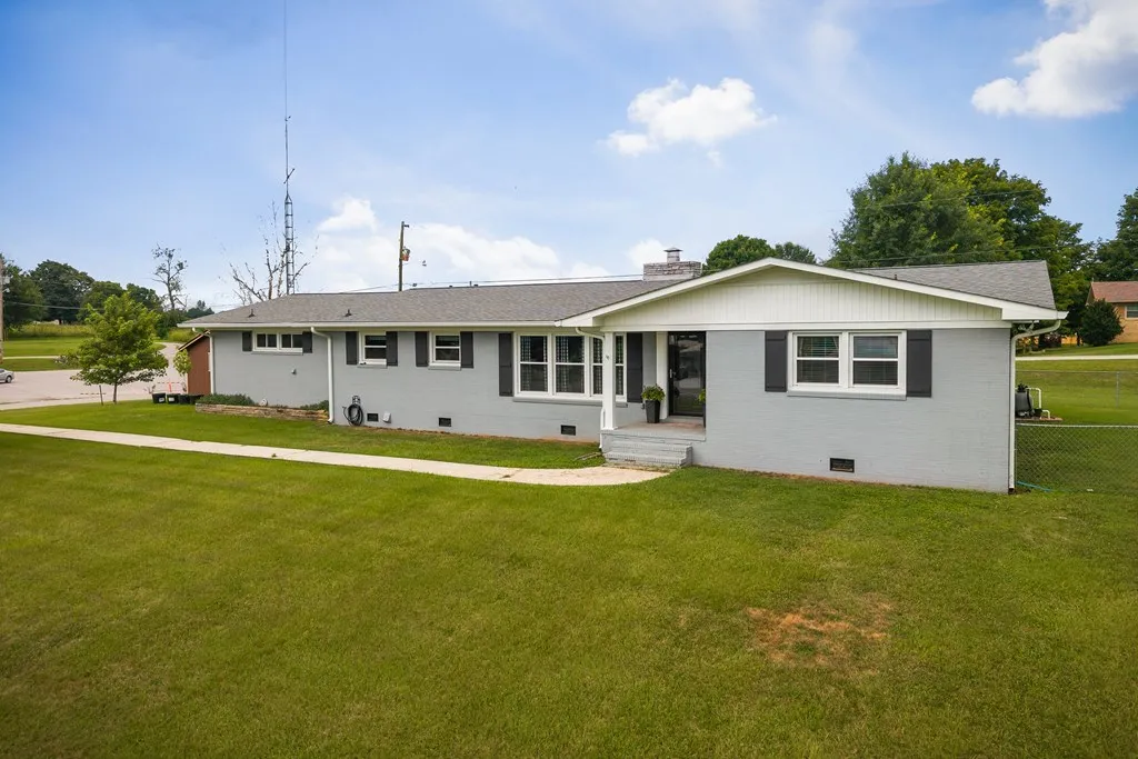513 N Spring Street Sparta TN 38583