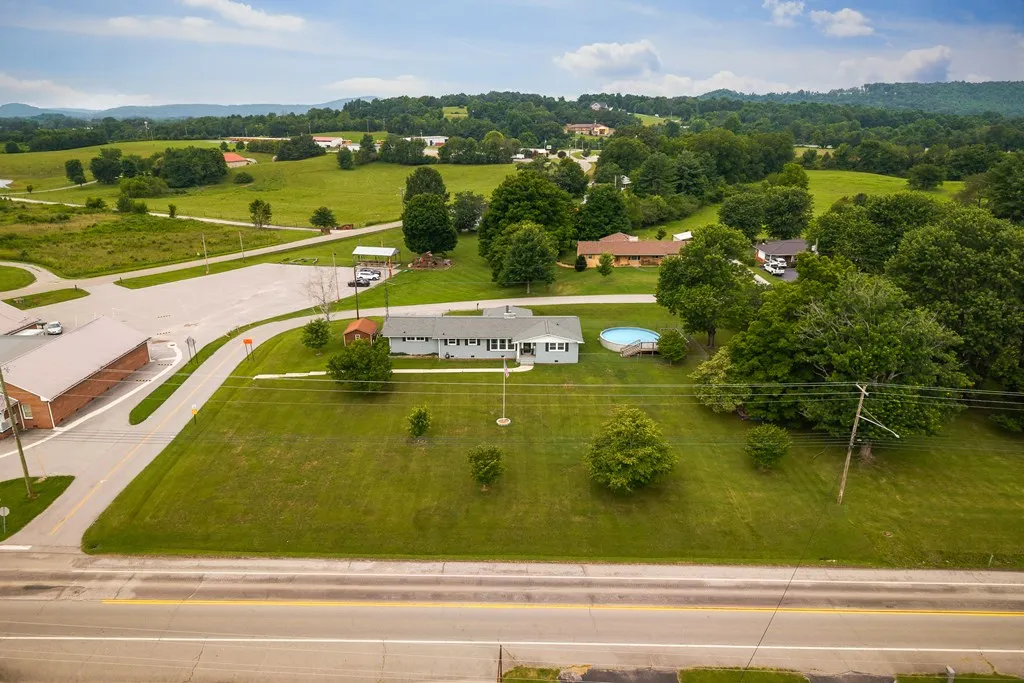 513 N Spring Street Sparta TN 38583