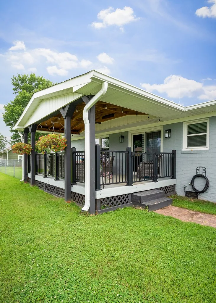 513 N Spring Street Sparta TN 38583
